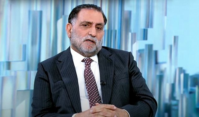 معاريف: عزمي بشارة أخطر على إسرائيل من خامنئي وإردوغان