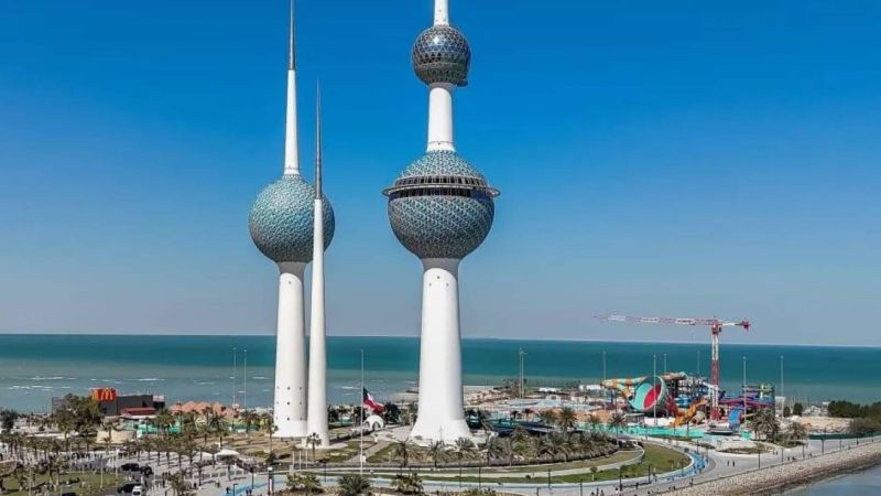 الكويت تحث مواطنيها على ترشيد استهلاك الكهرباء إثر تضرر محطة توليد جراء هجوم إيراني