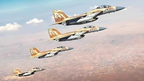 إسرائيل تترقب التصعيد الأمريكي.. 3 سيناريوهات تحدد قرار التدخل ضد إيران