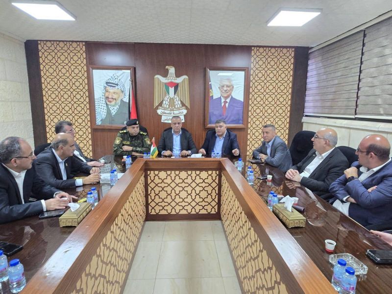 محافظ نابلس ومؤسسات وفعاليات المحافظة تكرّم قائد جهاز الارتباط العسكري اللواء ناصر البوريني