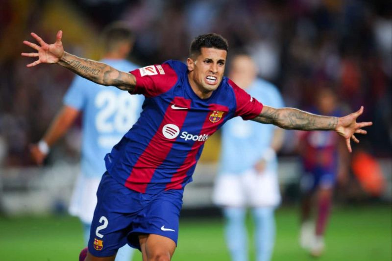 برشلونة يعلن تعاقده مع كانسيلو