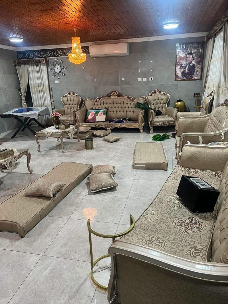 الاحتلال يقتحم منزل الوزير مؤيد شعبان ويهدده ويخضعه للاستجواب