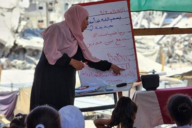 الإحصاء: معدلات الأمية في فلسطين من الأقل في العالم