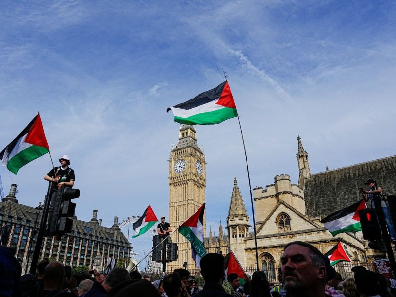 بريطانيا تعلن دعما بأكثر من 88 مليون جنيه للفلسطينيين