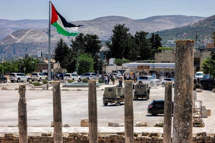 الخارجية تدين أعمال الحفر والتجريف الإسرائيلية في سبسطية وتطالب اليونسكو بالتدخل العاجل