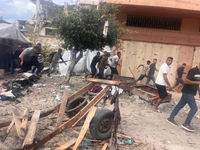 8 شهداء خلال 24 ساعة والاحتلال يقصف شرق غزة
