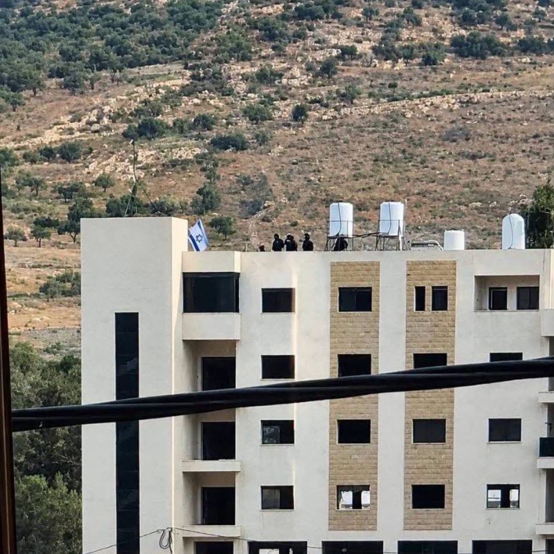 لليوم الثالث .. الاحتلال يواصل اقتحام قرية بورين ويحول منازل لثكنات عسكرية