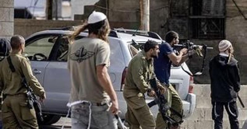 صحيفة عبرية: الجيش حذّر نتنياهو من انفجار الضفة بسبب تصاعد عنف المستوطنين