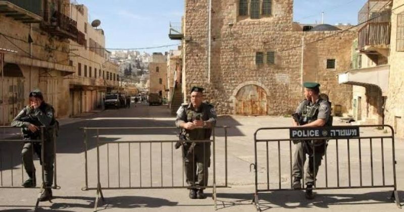 حماس تدين إغلاق المسجد الإبراهيمي وتدعو إلى الرباط في الخليل