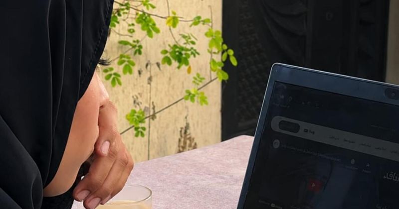 بعد أن فقدت زوجها وطفلتها.. سلسبيل البردويل تحوّل الألم إلى منصة تفتح أبواب العمل لشباب غزة