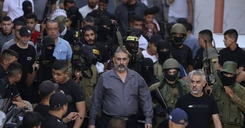 نجل فتحي خازم يهاجم السلطة: تخلّيتم عن والدي حتى استُهدف وقُتل