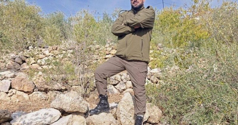 السلطة تعتقل أسيرًا محررًا في طولكرم من مكان عمله