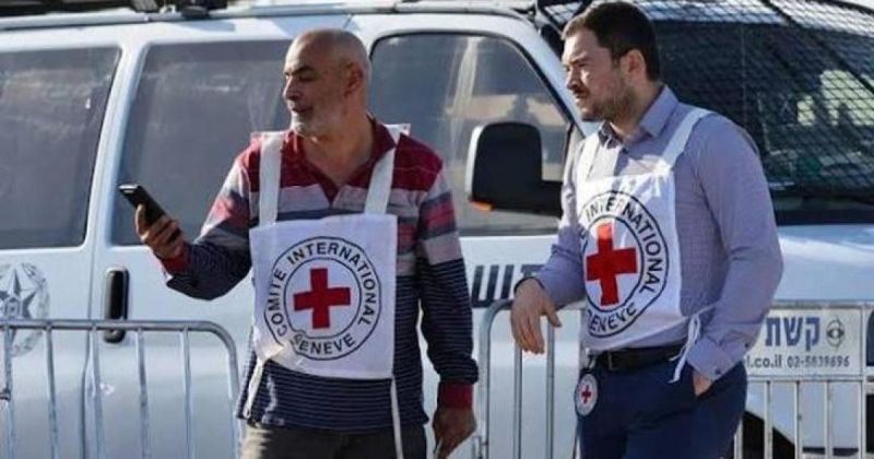 الصليب الأحمر يجري تقييمًا بمنشأة احتجاز إسرائيلية دون لقاء الأسرى