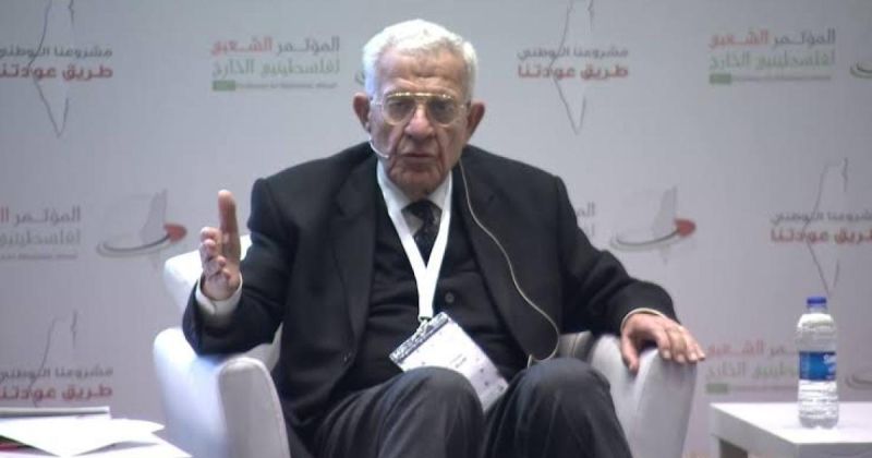 خبير بالقانون الدولي للرسالة: تعيينات عباس تلاعب فاضح بالنظام السياسي