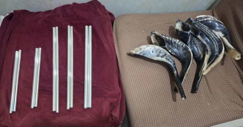 مستوطنون يزعمون إقامة طقوس جماعية ونفخ البوق في الأقصى