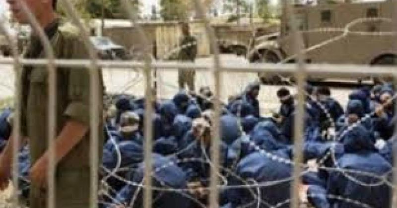 ثلاثة أعوام من الحرب تعيد تشكيل واقع الأسرى في سجون الاحتلال