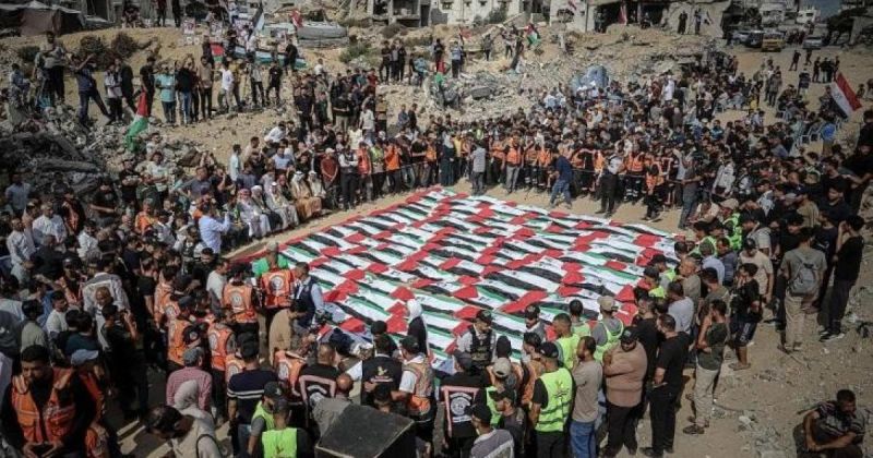 حماس تحمّل الاحتلال مسؤولية بقاء 8 آلاف جثمان تحت أنقاض غزة