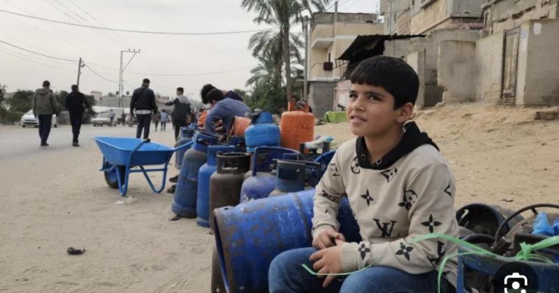 آلية جديدة لتوزيع غاز الطهي في غزة بحسب عدد أفراد الأسرة