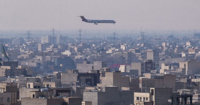 طهران تلوح باستهداف منشآت اقتصادية ومدنية في المنطقة حال تعرضها لهجوم أمريكي