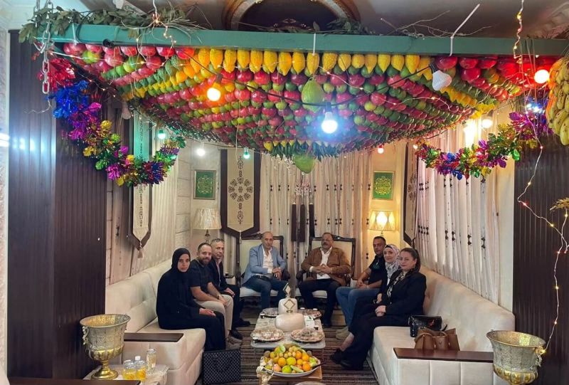 وفد سياحي وأمني يزور الطائفة السامرية في نابلس للتهنئة بعيد العُرش