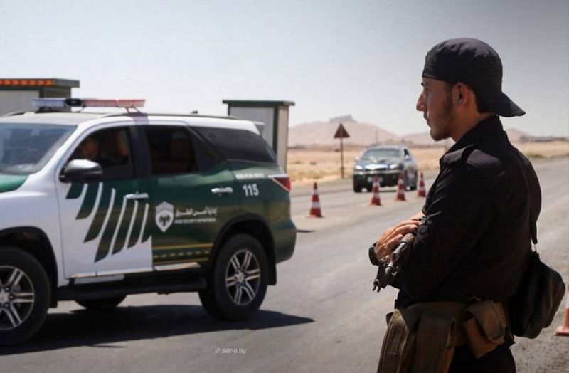 مقتل 4 عناصر أمن وسط سوريا ودمشق تعلن توقيف ضباط في ملف الكيماوي