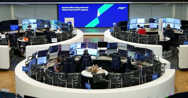 استقرار في الأسهم الأوروبية وسط تباين بين نتائج الشركات الإيجابية والاضطرابات الفرنسية