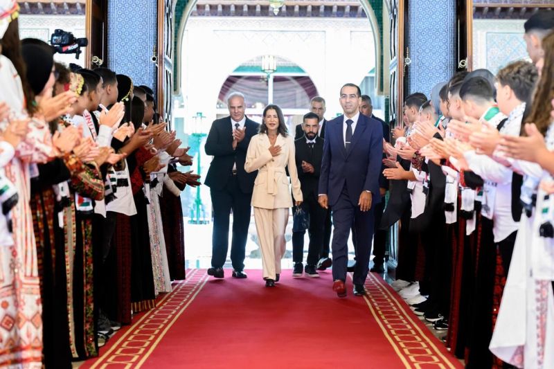 الرباط: الأميرة للا مريم تستقبل الأطفال المقدسيين المشاركين في مخيم "منارة السلام"
