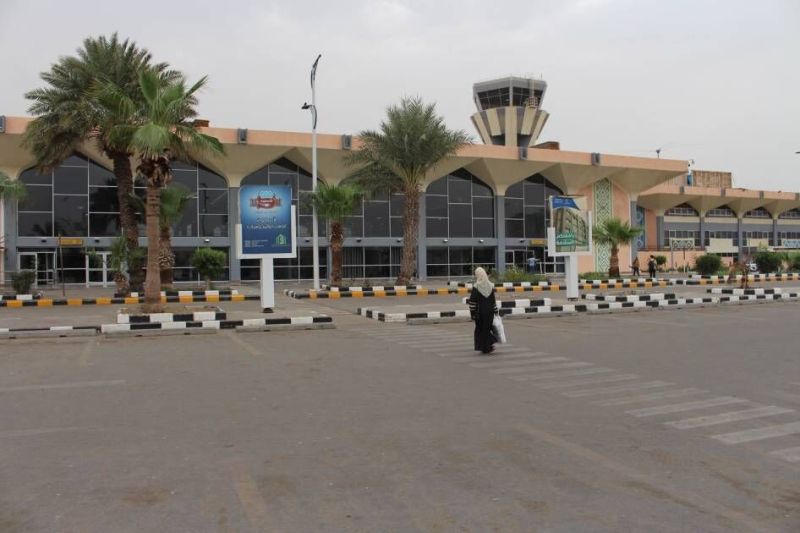 استهداف المطارات المدنية في اليمن والسعودية: إستراتيجية إيرانية لفرض سياسات الإكراه