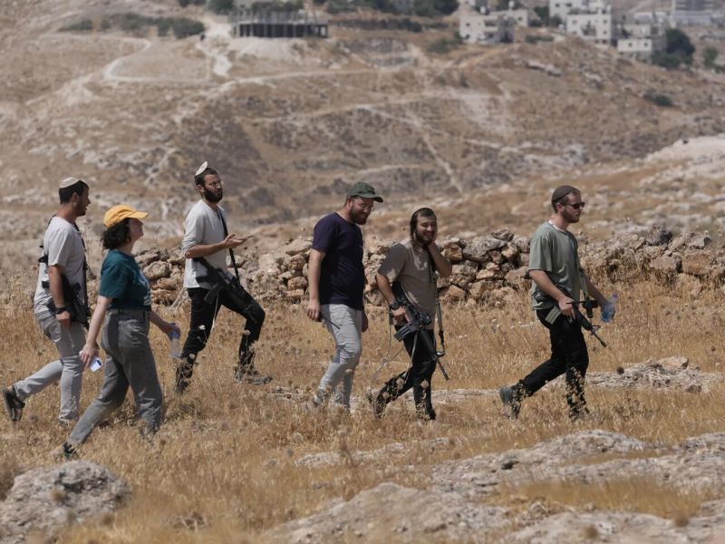 تصعيد إسرائيلي واسع في الضفة: إصابات واعتقالات وهدم منشآت في القدس وجنين