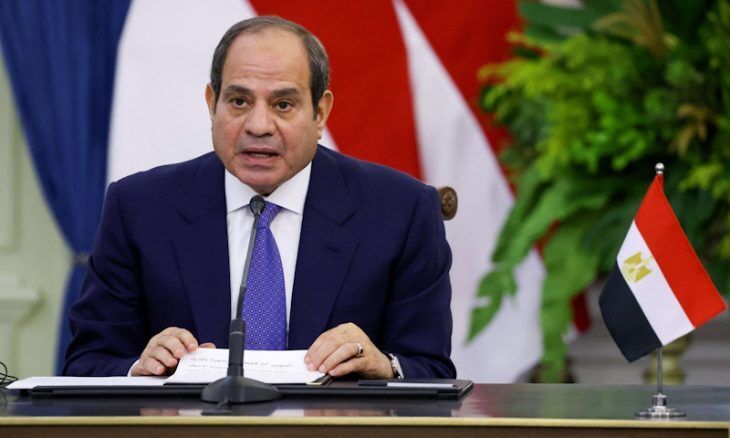 السيسي يطلب تفويضاً برلمانياً للتدخل عسكرياً لحماية السعودية ويحدد موعد رحيله