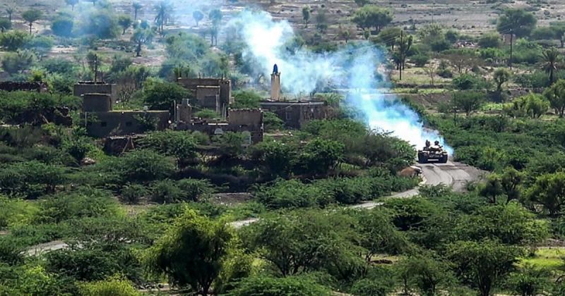 تصعيد عسكري واسع في اليمن: عملية 'فجر اليمن' تشعل جبهات الساحل الغربي وباب المندب