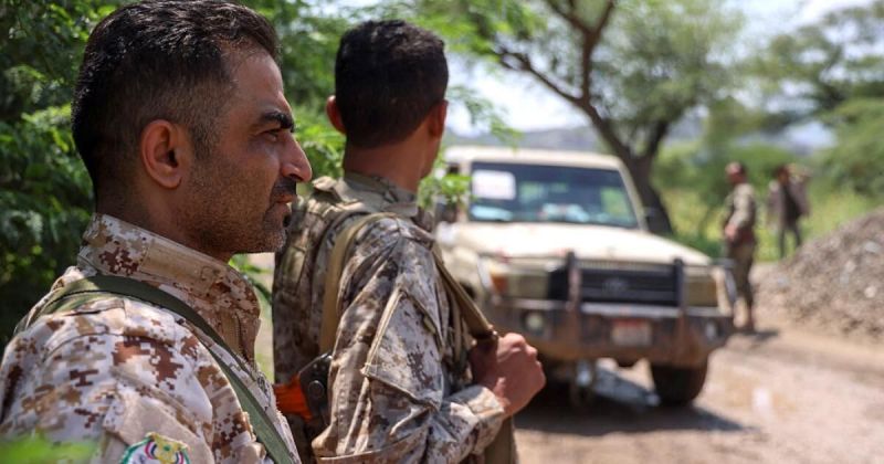 البخيتي يهدد باستهداف منشآت حيوية سعودية والقوات الحكومية تتقدم في تعز