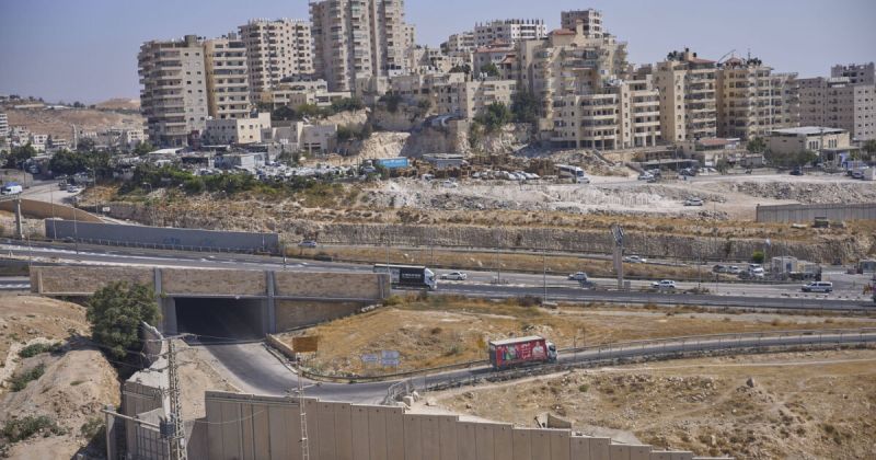 انسحاب شركة خامسة من مشروع «التلفريك» الاستيطاني في القدس المحتلة