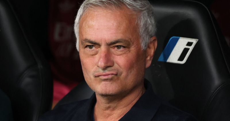 صدام تكتيكي مرتقب بين مورينيو وفليك في كلاسيكو الأرض
