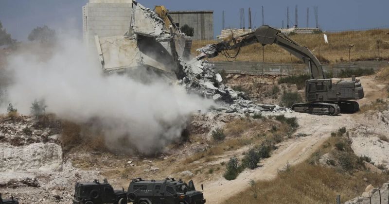 أكثر من 9 آلاف إخطار لهدم المنشآت الفلسطينية في الضفة والقدس المحتلة منذ عام 2015