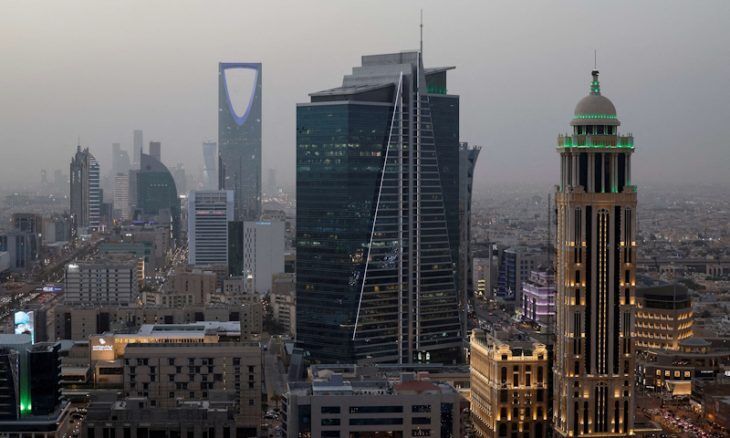 السلطات السعودية تقرر تحويل الدراسة في الرياض إلى 'عن بعد' لمدة أسبوع