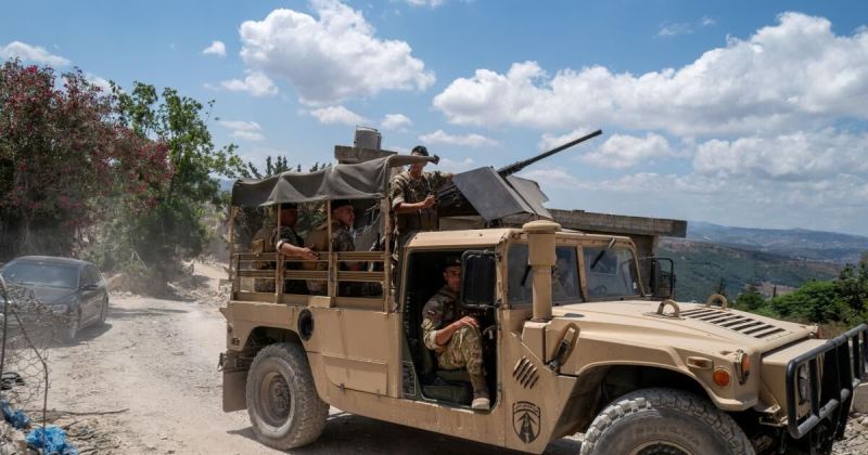 إصابات في غارة إسرائيلية على النبطية وقائد الجيش اللبناني يرفض بقاء الاحتلال