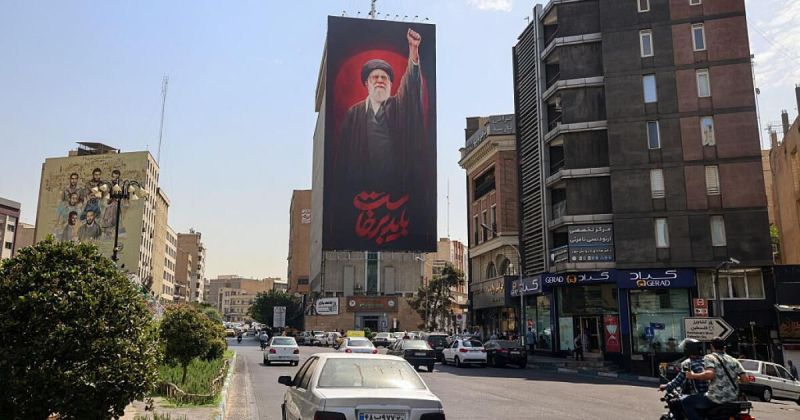 طهران تنفي وجود نشاط نووي في 'جبل الفأس' وترمب يهدد بضربة عسكرية وشيكة