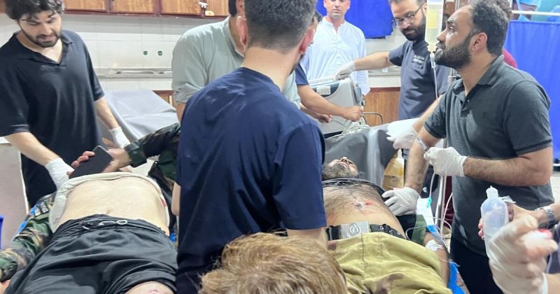 مقتل 13 شخصاً في تفجير انتحاري استهدف تجمعاً شمال باكستان