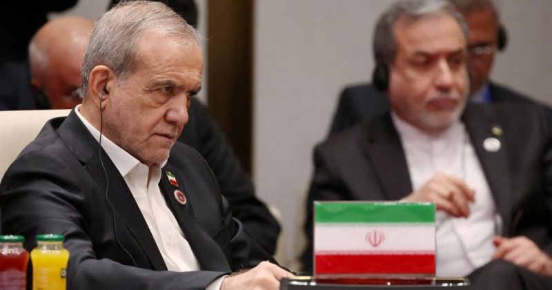 بزشكيان يعرض العودة لمذكرة التفاهم مع واشنطن وسط تصعيد ميداني في هرمز