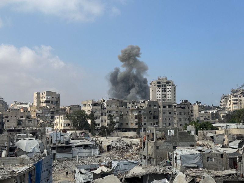 غزة تحت النار... تصعيد لفرض واقع سياسي وتحقيق إنجازات انتخابية