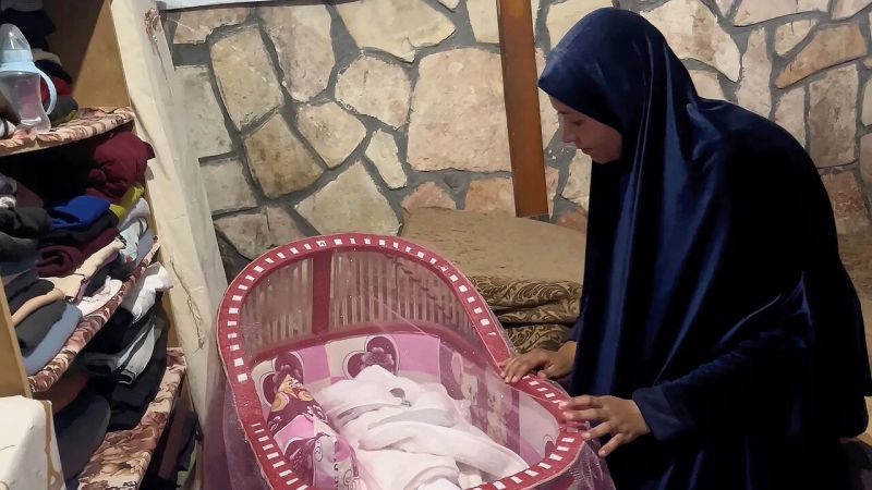 مواليد غزة في خيام النزوح.. صراع البقاء يبدأ من اللحظة الأولى