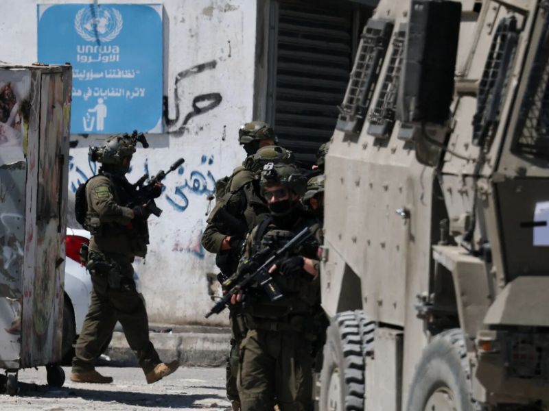 تصعيد واسع في الضفة: شهيدان واقتحامات مكثفة في القدس والخليل وقلقيلية