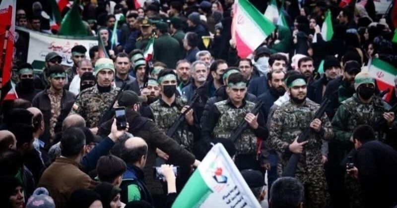 طهران تشهد مناورة شعبية ضخمة بمشاركة مئات الآلاف من المتطوعين