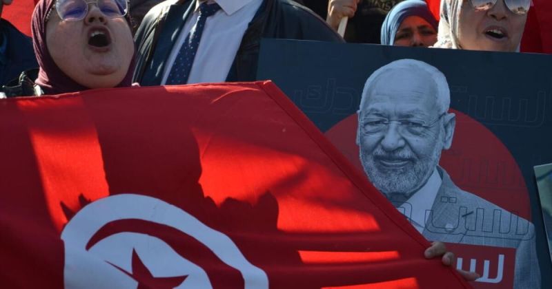 تونس: مطالبات حقوقية وسياسية بكشف الوضع الصحي للغنوشي والشابي وسط غموض رسمي