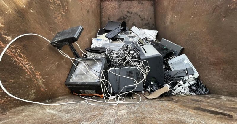 خطر 'التكنولوجيا السريعة'.. كيف تتحول أجهزتنا الرخيصة إلى أزمة بيئية عالمية؟
