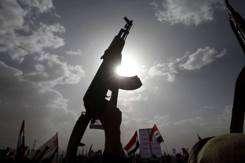 الحوثيون يستهدفون مصفاة جازان السعودية عقب تحالف دفاعي مع تركيا وباكستان