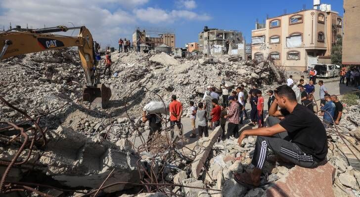 الدفاع المدني بغزة: 8 آلاف مفقود تحت الأنقاض وعجز حاد في معدات الإنقاذ