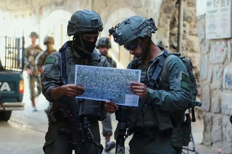 هندسة 'الأرخبيل': كيف تعيد إسرائيل صياغة الجغرافيا والزمان في الضفة الغربية؟
