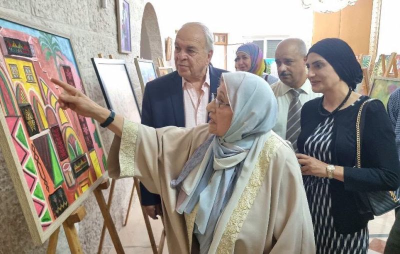 افتتاح معرض "ألوان وحروف.. وأثرٌ لا يزول" للفنانة باسلة عناني في المركز الثقافي التركي